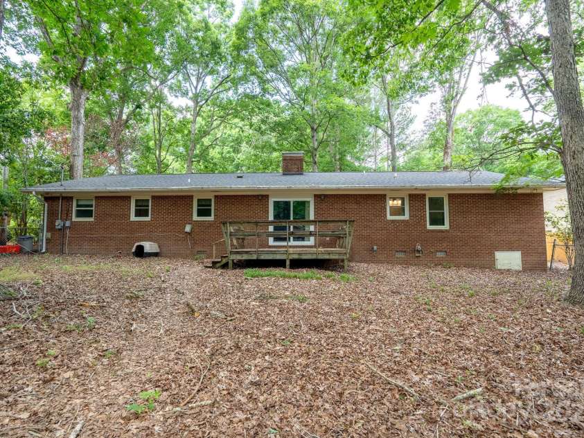 403 Cherrywood Lane, Albemarle, NC 28001.  MLS# CAR4260137, YatesRealty ID 18644. 