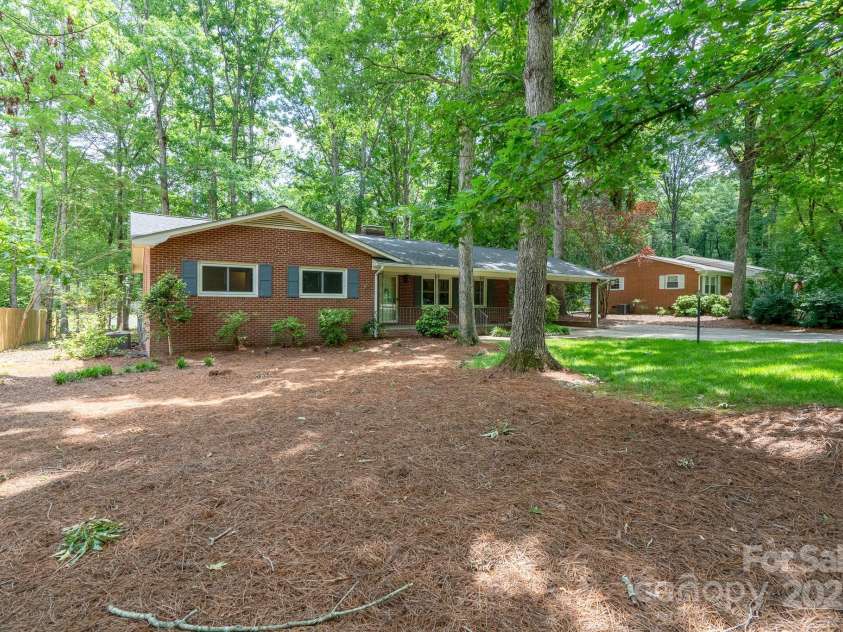 403 Cherrywood Lane, Albemarle, NC 28001.  MLS# CAR4260137, YatesRealty ID 18644. 