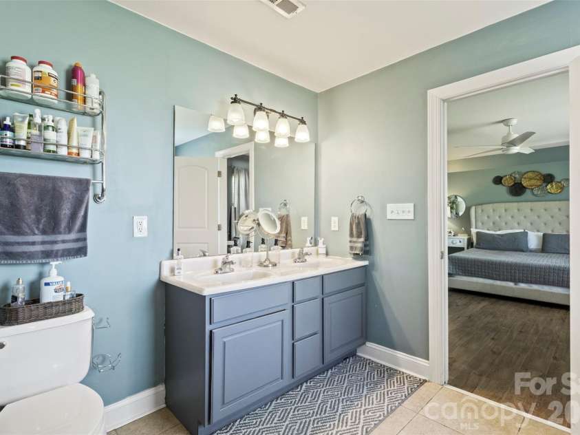 7355 Drury Lane, Denver, NC 28037.  MLS# CAR4365592, YatesRealty ID 18644. Bath 