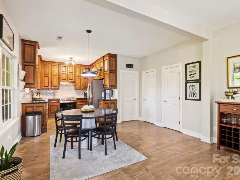 7355 Drury Lane, Denver, NC 28037.  MLS# CAR4365592, YatesRealty ID 18644. Breakfast area looking into kitchel 
