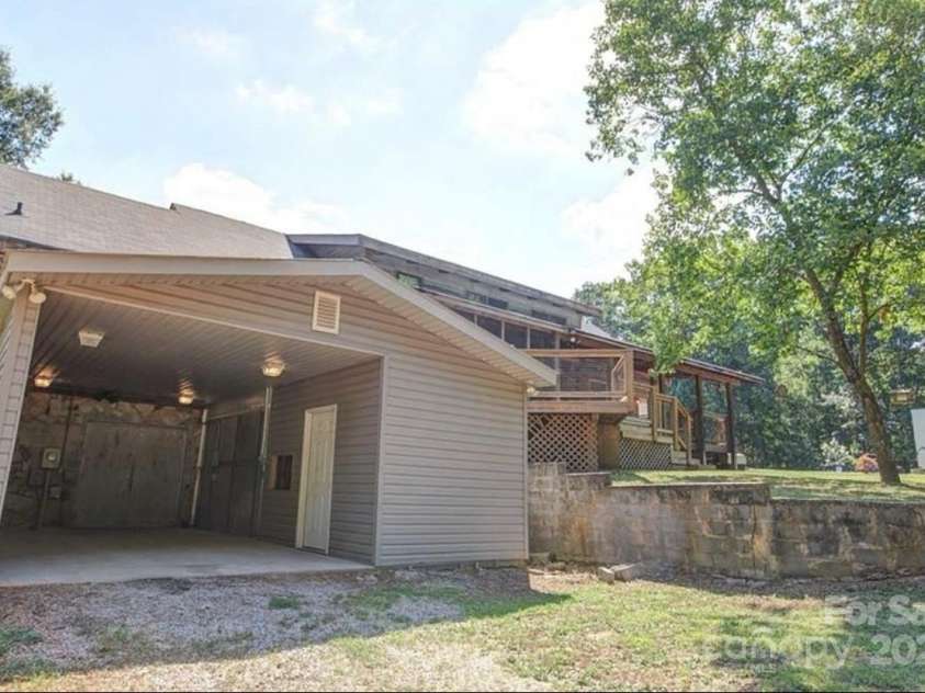 3014 Haigler Road, Monroe, NC 28110.  MLS# CAR4244550, YatesRealty ID 18645. 