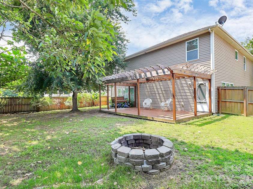 1817 Tradd Avenue, Clover, SC 29710.  MLS# CAR4266839, YatesRealty ID 18647. 