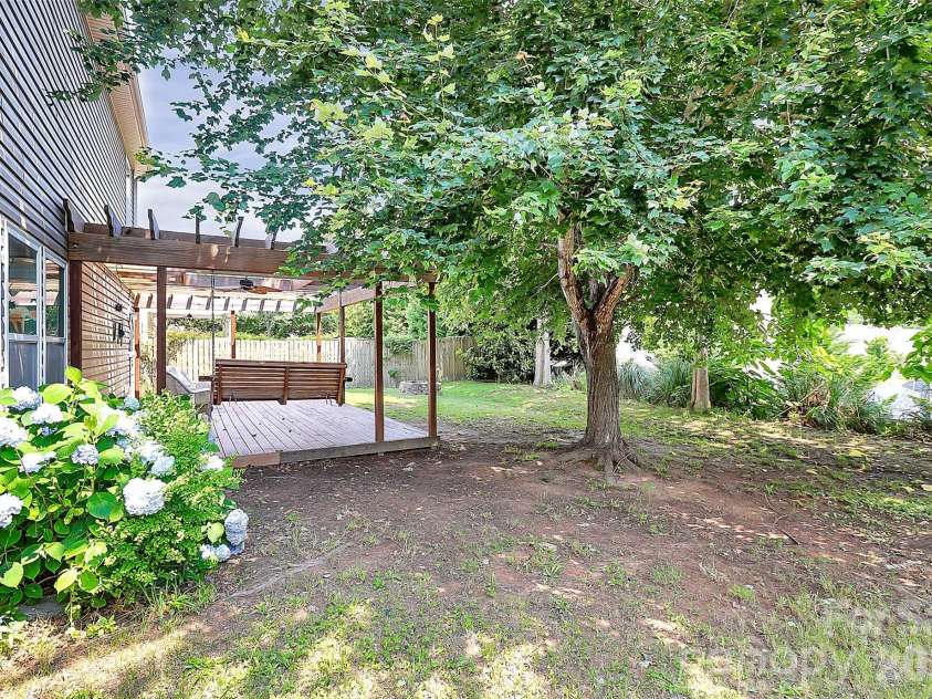 1817 Tradd Avenue, Clover, SC 29710.  MLS# CAR4266839, YatesRealty ID 18647. 