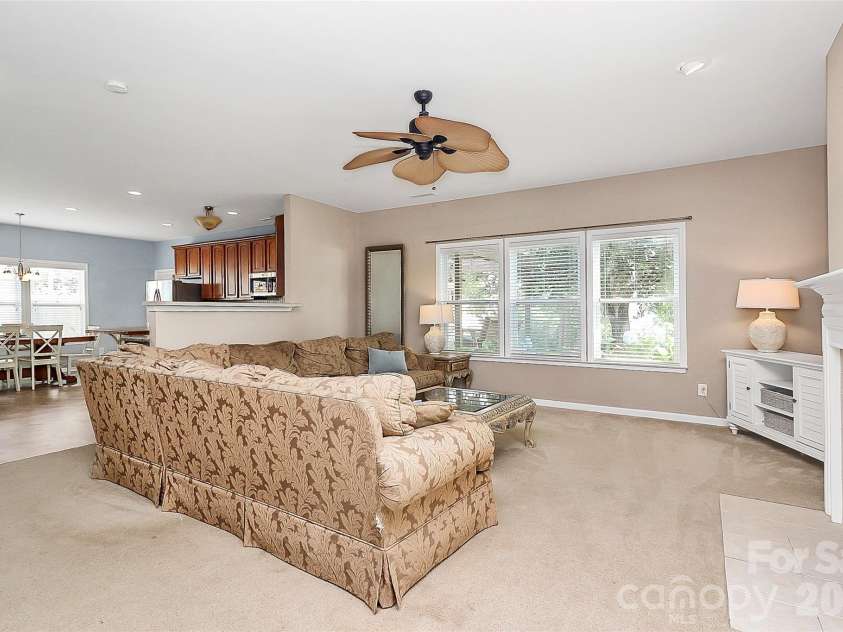 1817 Tradd Avenue, Clover, SC 29710.  MLS# CAR4266839, YatesRealty ID 18647. Great Room