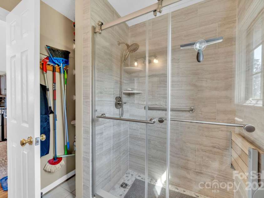 540 Upper Paw Paw Road, Marshall, NC 28753.  MLS# CAR4268220, YatesRealty ID 18647. 