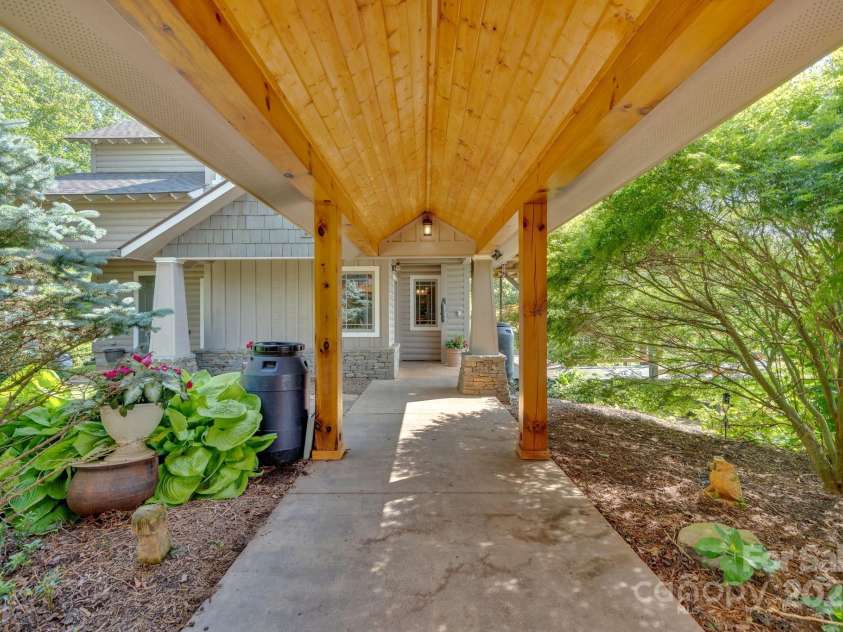 540 Upper Paw Paw Road, Marshall, NC 28753.  MLS# CAR4268220, YatesRealty ID 18647. 