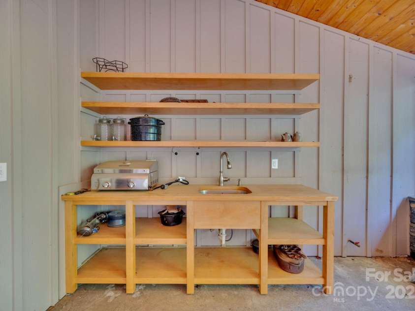 540 Upper Paw Paw Road, Marshall, NC 28753.  MLS# CAR4268220, YatesRealty ID 18647. 