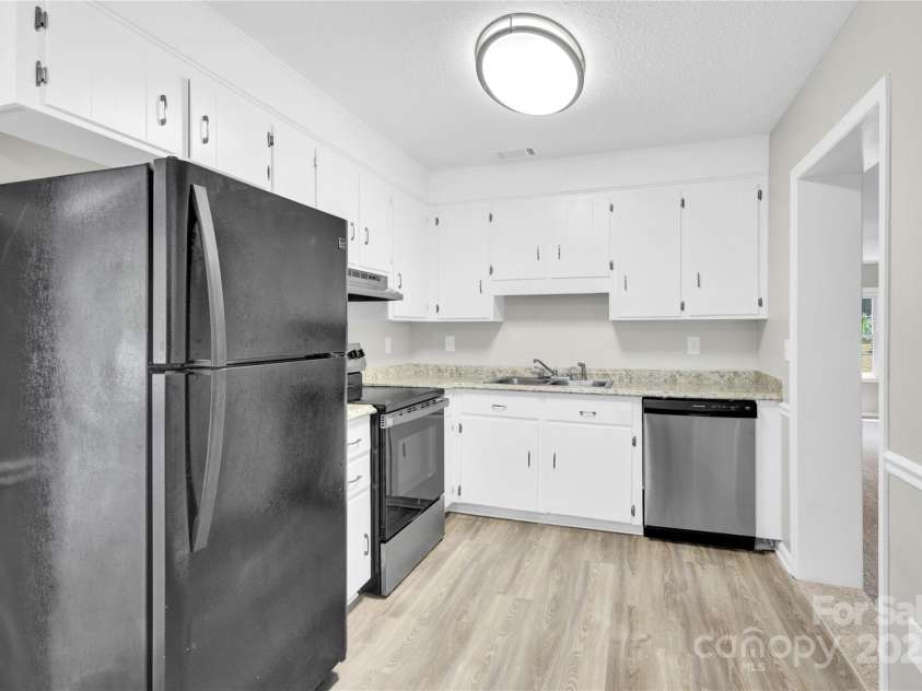 8303 Hemby Wood Drive, Indian Trail, NC 28079.  MLS# CAR4252958, YatesRealty ID 18649. 