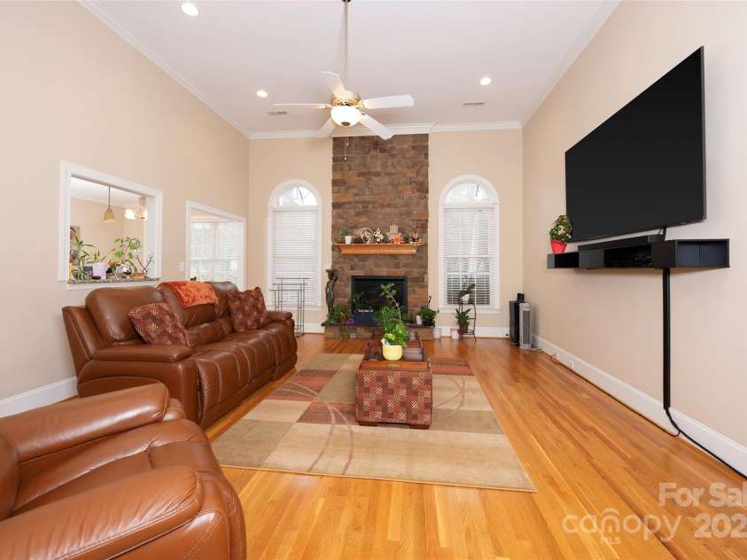 283 Norwood Hills Drive, Winston Salem, NC 27107.  MLS# CAR4333482, YatesRealty ID 1865. 