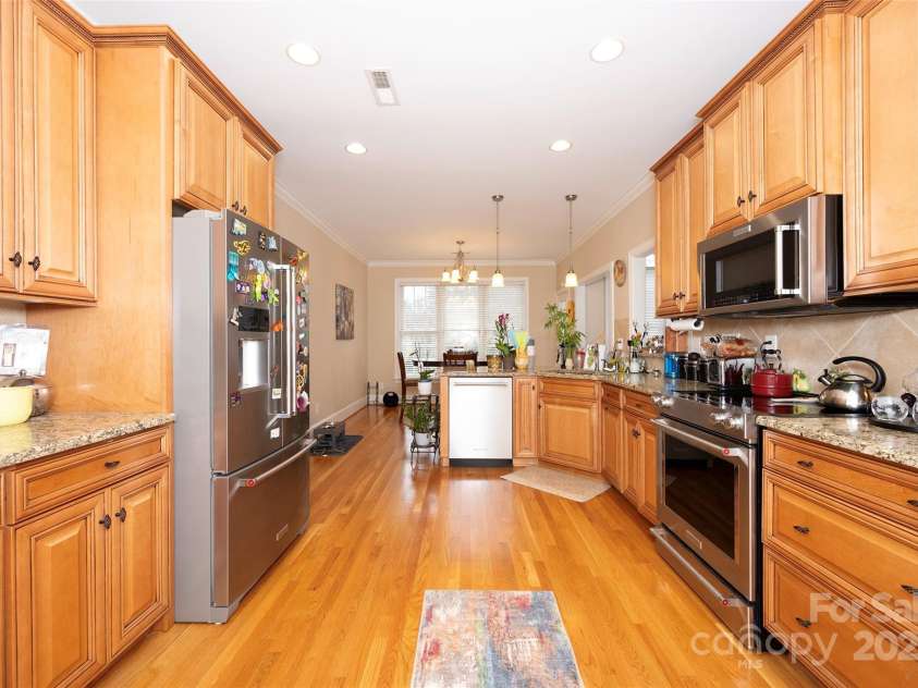 283 Norwood Hills Drive, Winston Salem, NC 27107.  MLS# CAR4333482, YatesRealty ID 1865. 