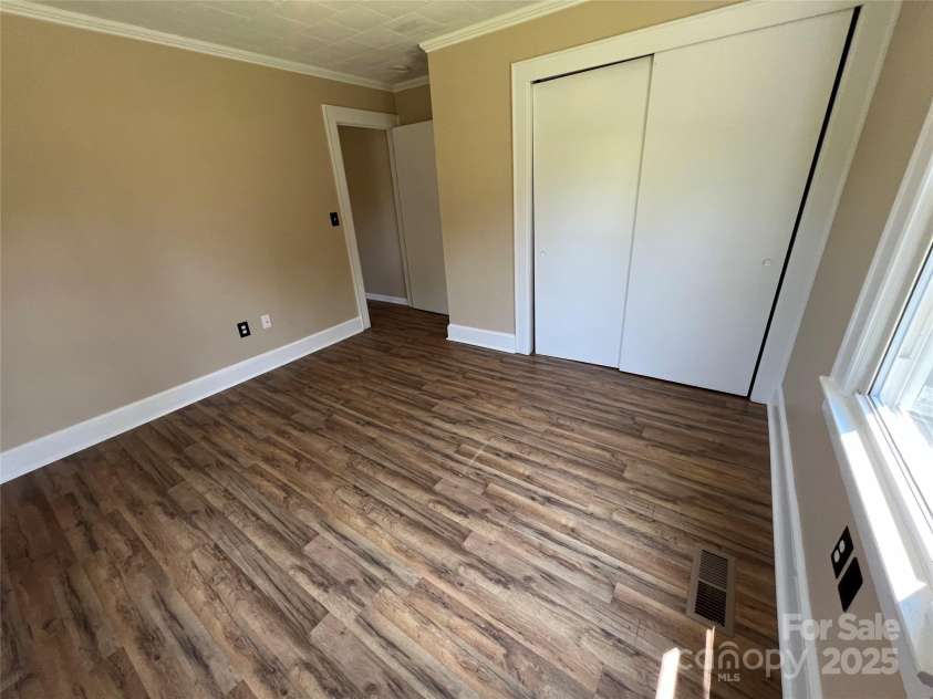 8095 New Street, Mount Pleasant, NC 28124.  MLS# CAR4264803, YatesRealty ID 18650. 