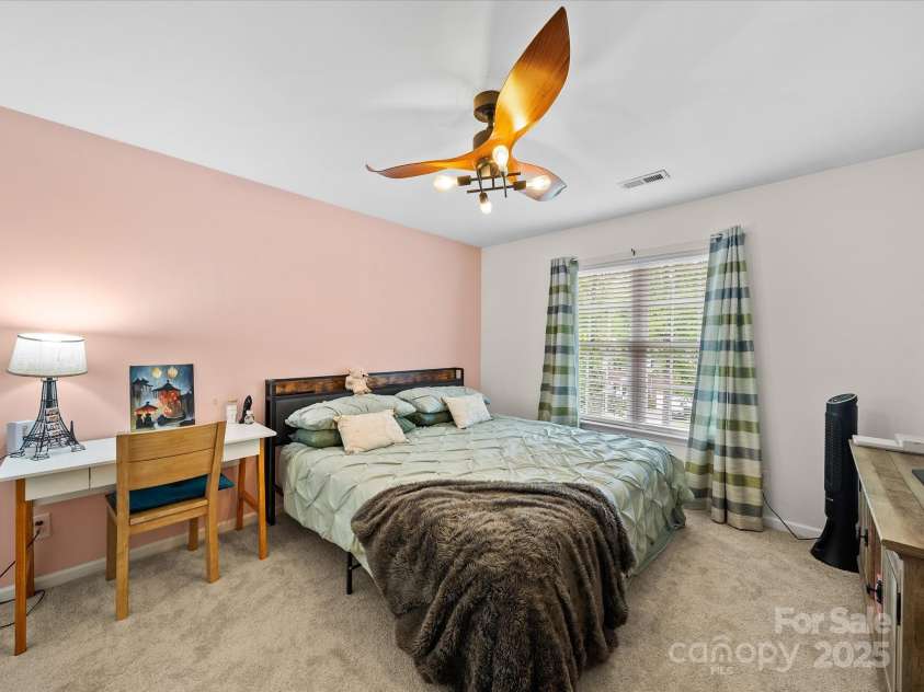 10830 Sycamore Club Drive, Mint Hill, NC 28227.  MLS# CAR4250637, YatesRealty ID 18651. Upstairs Bedroom 2