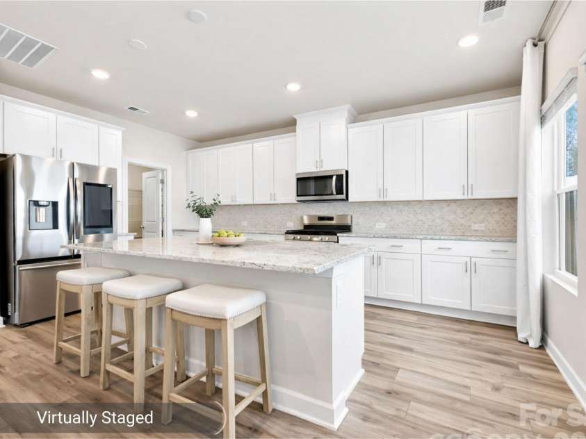 916 Clementine Road, Monroe, NC 28110.  MLS# CAR4367098, YatesRealty ID 18652. Kitchen - Virtually Staged