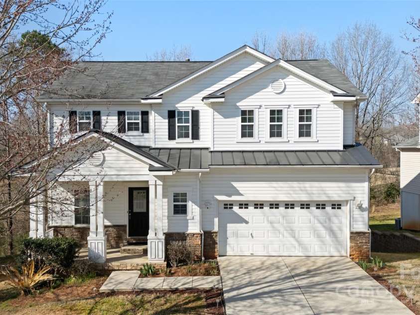576 Putting Drive, Fort Mill, SC 29715.  MLS# CAR4233809, YatesRealty ID 18653. 