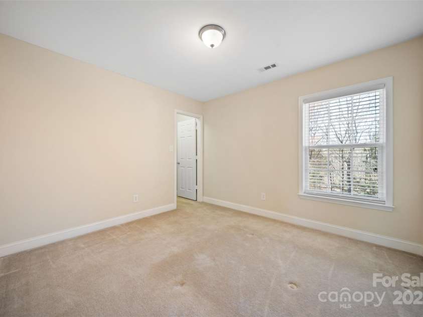 576 Putting Drive, Fort Mill, SC 29715.  MLS# CAR4233809, YatesRealty ID 18653. 