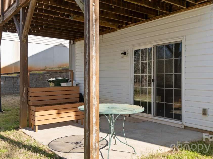 576 Putting Drive, Fort Mill, SC 29715.  MLS# CAR4233809, YatesRealty ID 18653. 