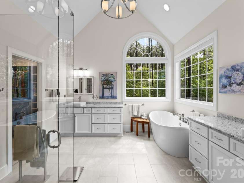 6296 Chimney Bluff Road, Lancaster, SC 29720.  MLS# CAR4369565, YatesRealty ID 18656. Primary Bath