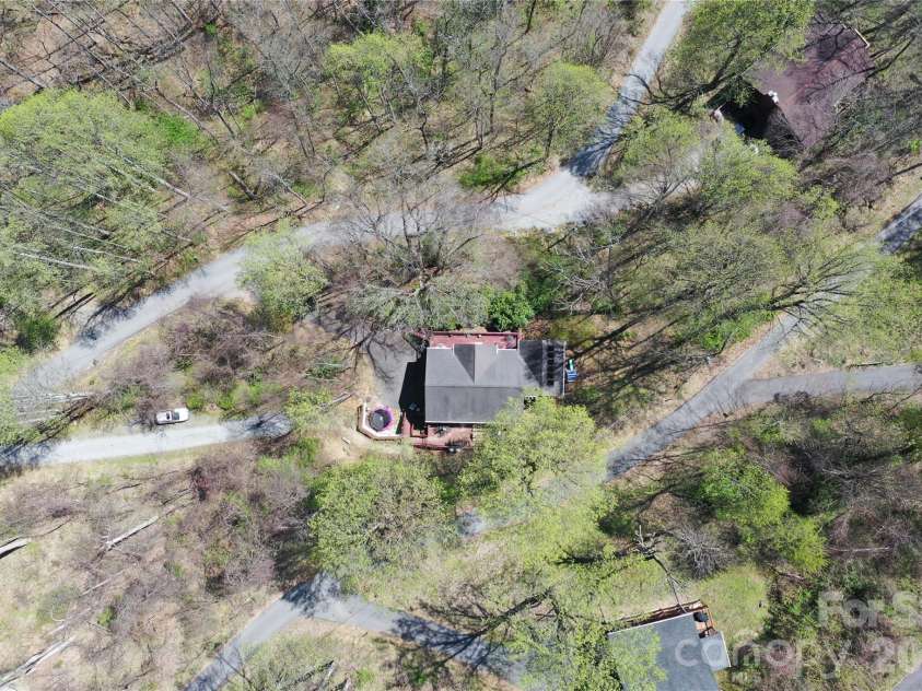 650 Creekside Drive, Maggie Valley, NC 28751.  MLS# CAR4335648, YatesRealty ID 18657. 