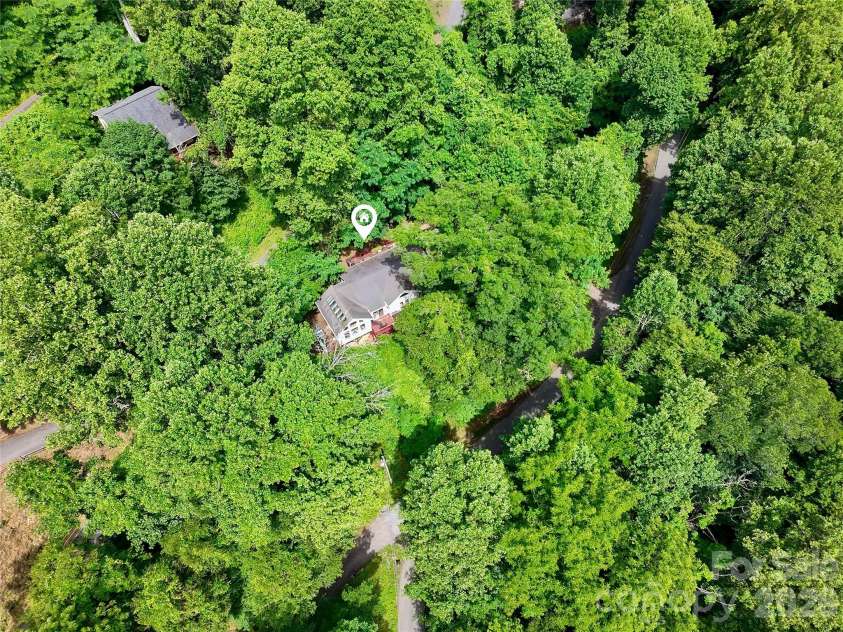 650 Creekside Drive, Maggie Valley, NC 28751.  MLS# CAR4335648, YatesRealty ID 18657. 