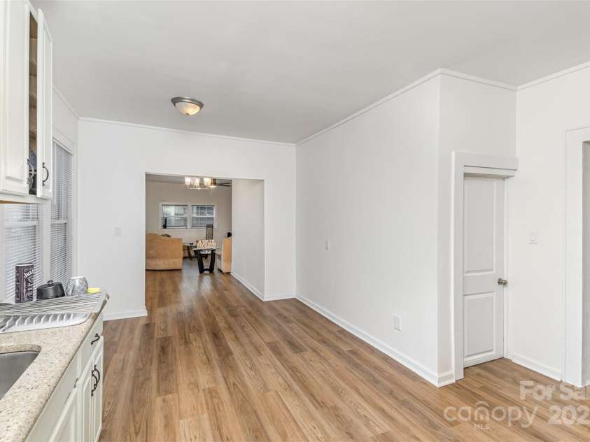 417 Broad Street, Gastonia, NC 28052.  MLS# CAR4257923, YatesRealty ID 18658. 