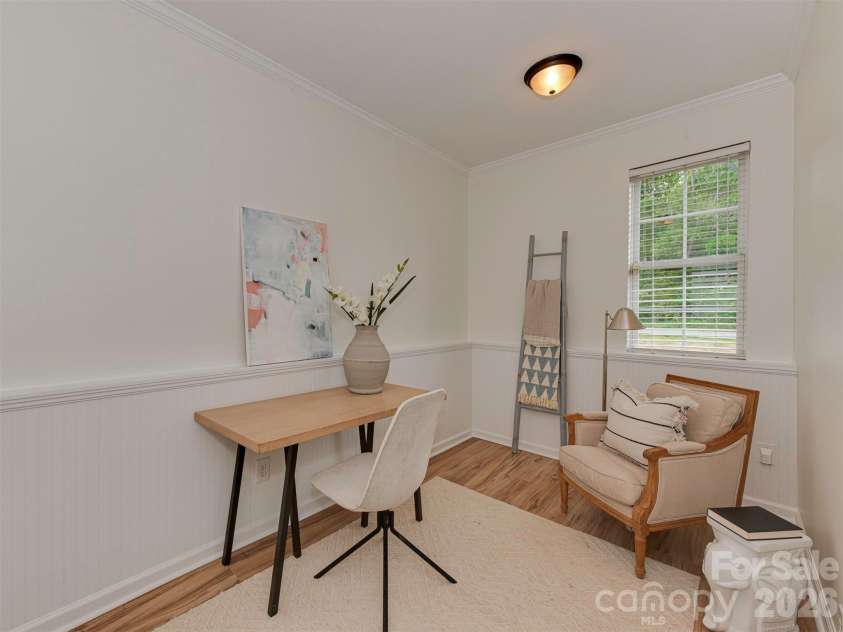 9221 Forest Green Drive, Charlotte, NC 28227.  MLS# CAR4376367, YatesRealty ID 18658. 