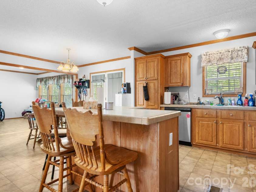 3634 Hillview Drive, Conover, NC 28613.  MLS# CAR4369211, YatesRealty ID 18659. 