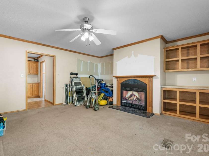 3634 Hillview Drive, Conover, NC 28613.  MLS# CAR4369211, YatesRealty ID 18659. 