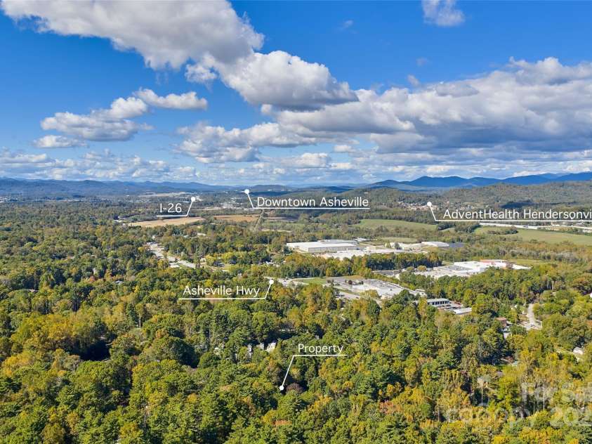 10 Evening Shade Drive, Weaverville, NC 28787.  MLS# CAR4308773, YatesRealty ID 1866. 