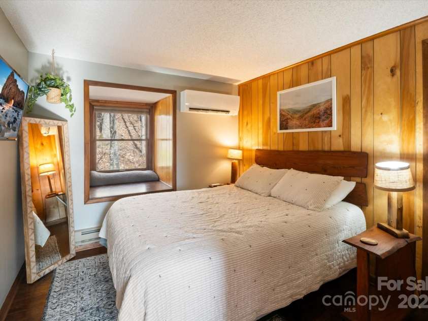 573 Countryside Drive, Waynesville, NC 28785.  MLS# CAR4244460, YatesRealty ID 18661. Bedroom #1 Upstairs