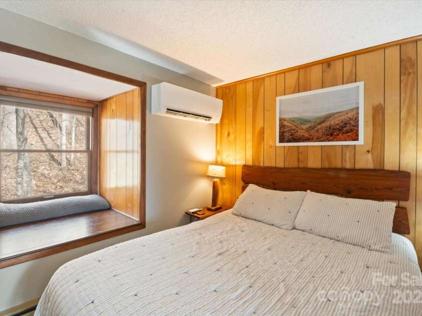 573 Countryside Drive, Waynesville, NC 28785.  MLS# CAR4244460, YatesRealty ID 18661. Bedroom #1 Upstairs