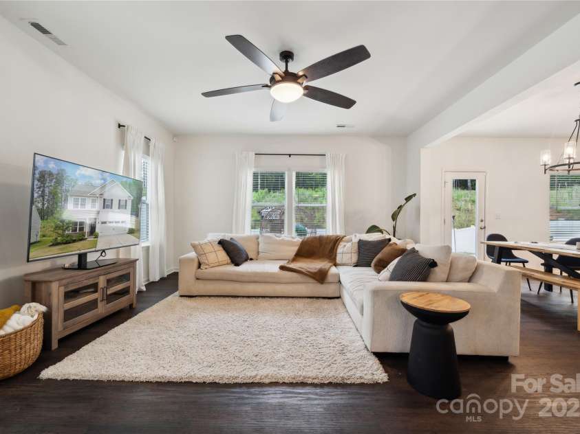 5113 Saddleback Drive, Mount Holly, NC 28120.  MLS# CAR4264061, YatesRealty ID 18662. 