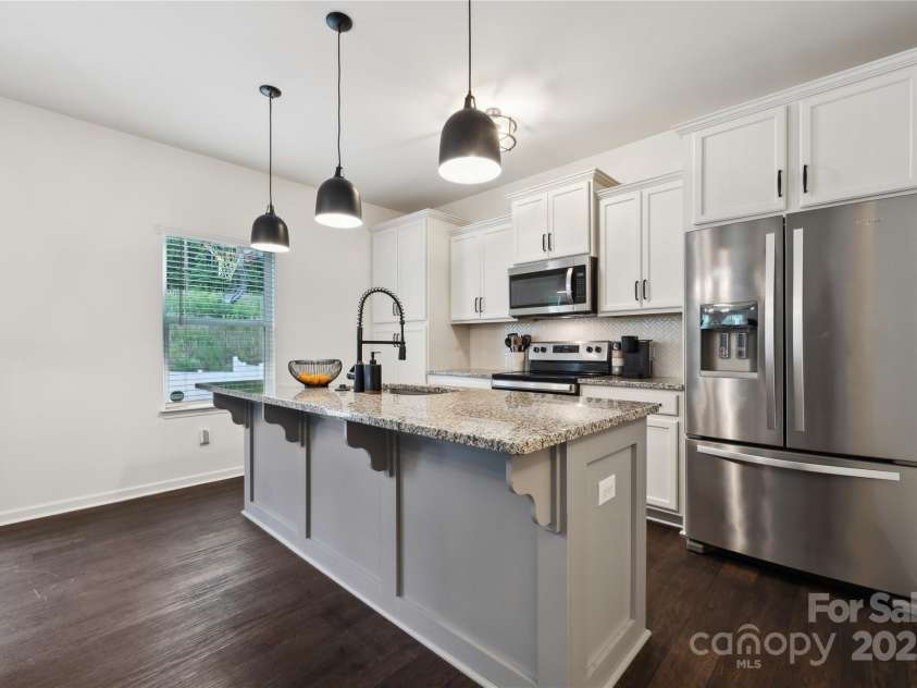 5113 Saddleback Drive, Mount Holly, NC 28120.  MLS# CAR4264061, YatesRealty ID 18662. 