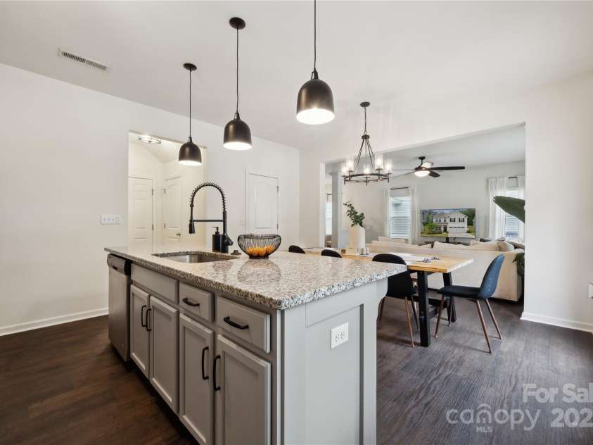 5113 Saddleback Drive, Mount Holly, NC 28120.  MLS# CAR4264061, YatesRealty ID 18662. 