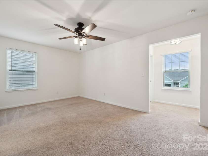 5113 Saddleback Drive, Mount Holly, NC 28120.  MLS# CAR4264061, YatesRealty ID 18662. 