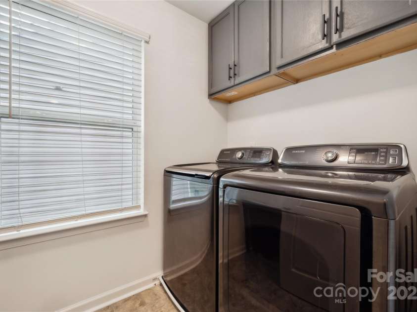 5113 Saddleback Drive, Mount Holly, NC 28120.  MLS# CAR4264061, YatesRealty ID 18662. 