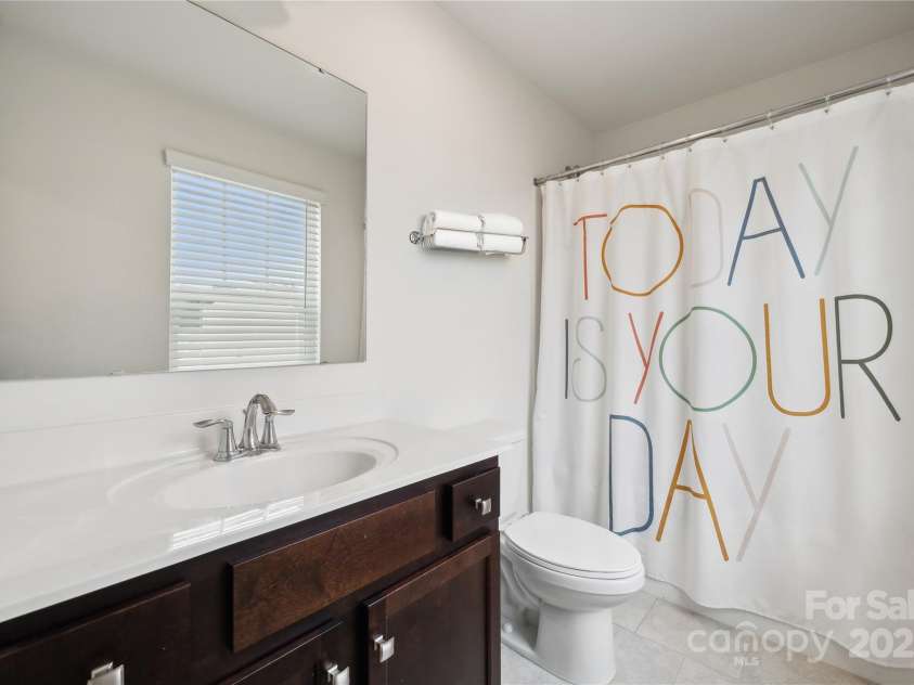 5113 Saddleback Drive, Mount Holly, NC 28120.  MLS# CAR4264061, YatesRealty ID 18662. 