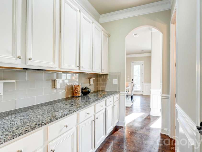 2708 Runyon Court, York, SC 29745.  MLS# CAR4370340, YatesRealty ID 18664. 