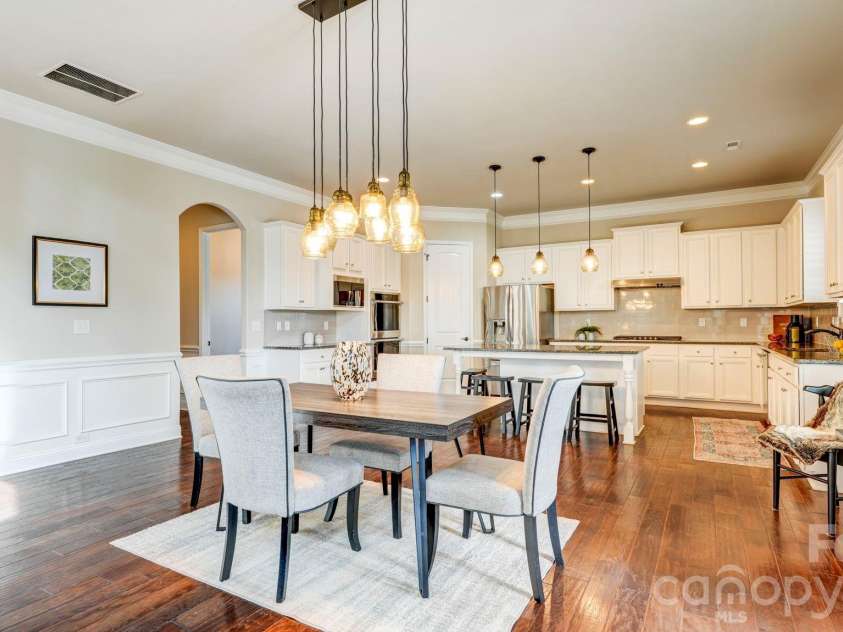 2708 Runyon Court, York, SC 29745.  MLS# CAR4370340, YatesRealty ID 18664. 