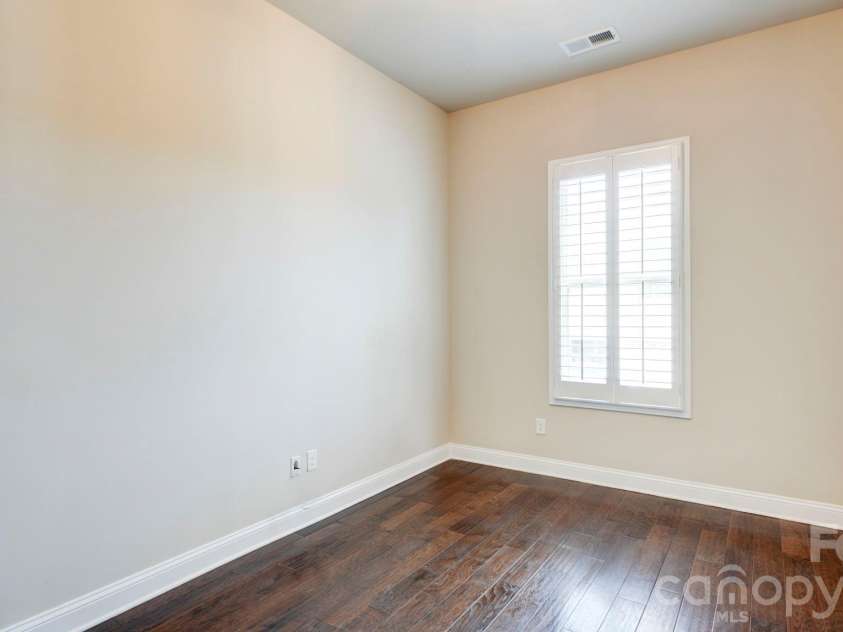 2708 Runyon Court, York, SC 29745.  MLS# CAR4370340, YatesRealty ID 18664. 