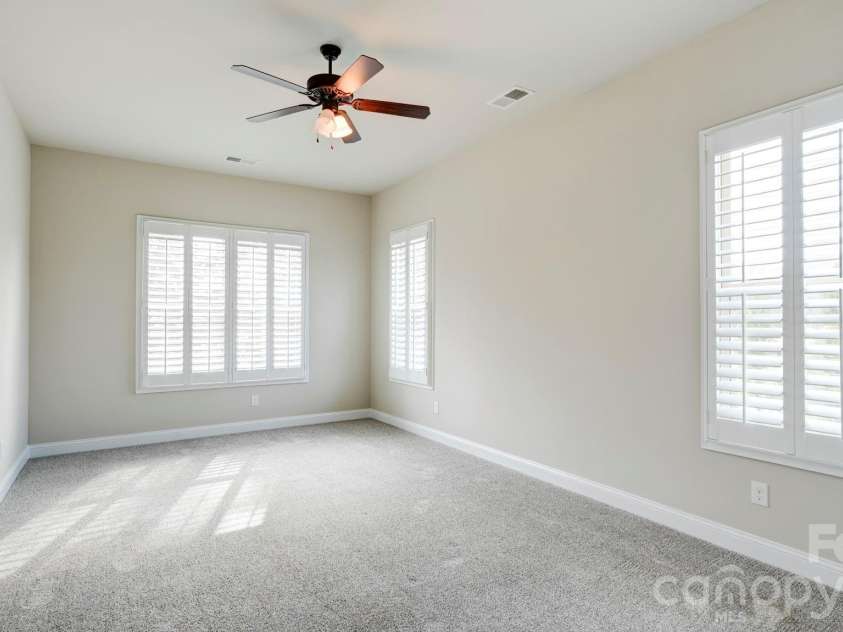 2708 Runyon Court, York, SC 29745.  MLS# CAR4370340, YatesRealty ID 18664. 