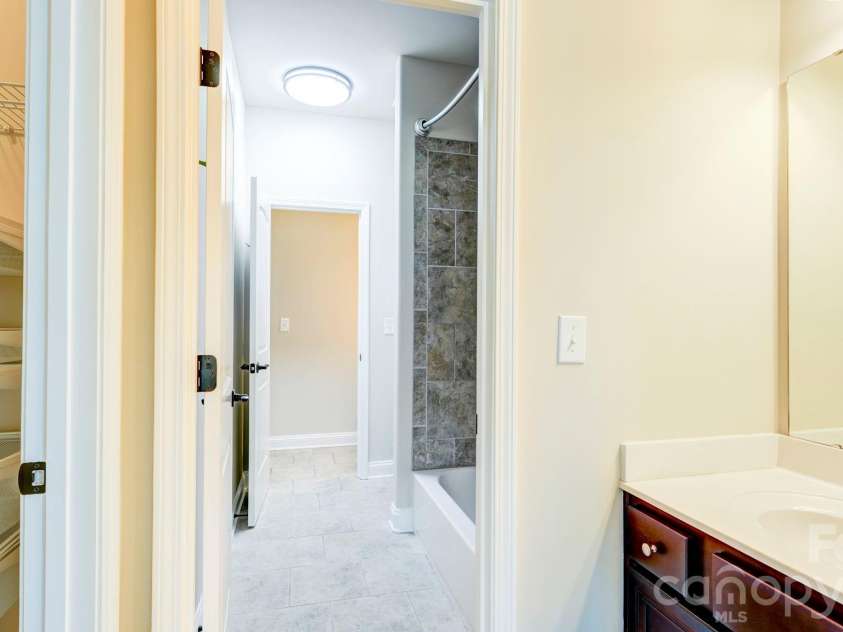 2708 Runyon Court, York, SC 29745.  MLS# CAR4370340, YatesRealty ID 18664. 