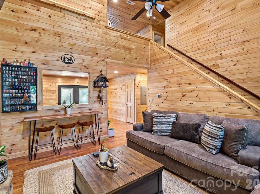 3122 Bear Paw Avenue, Valdese, NC 28690.  MLS# CAR4373638, YatesRealty ID 18666. 