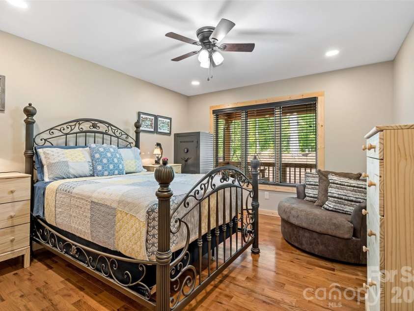 3122 Bear Paw Avenue, Valdese, NC 28690.  MLS# CAR4373638, YatesRealty ID 18666. 