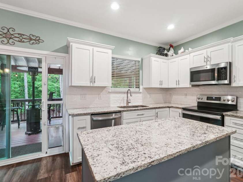 589 Newport Drive, Mount Gilead, NC 27306.  MLS# CAR4306770, YatesRealty ID 18667. 