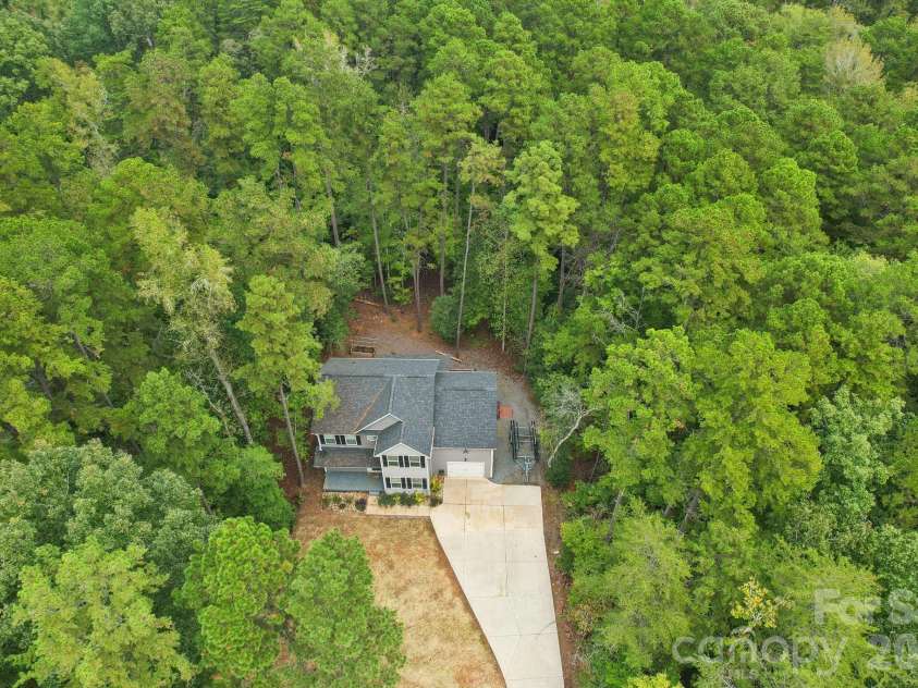 589 Newport Drive, Mount Gilead, NC 27306.  MLS# CAR4306770, YatesRealty ID 18667. 