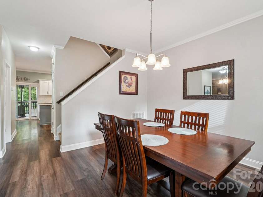 589 Newport Drive, Mount Gilead, NC 27306.  MLS# CAR4306770, YatesRealty ID 18667. Dining Room