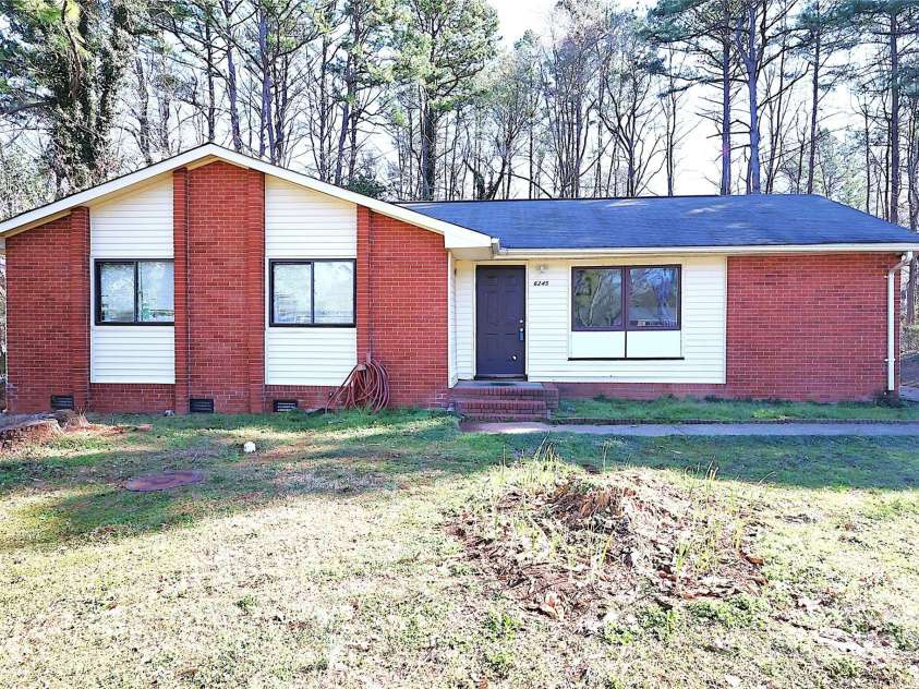 6245 Snowcrest Court, Charlotte, NC 28212.  MLS# CAR4232877, YatesRealty ID 1867. 