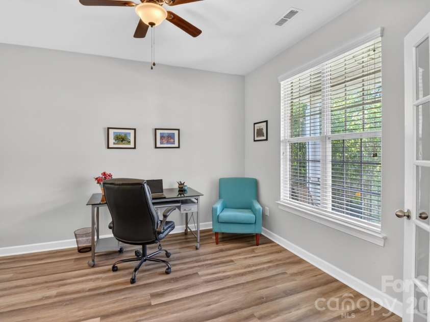 10011 King George Lane, Waxhaw, NC 28173.  MLS# CAR4371603, YatesRealty ID 18670. 