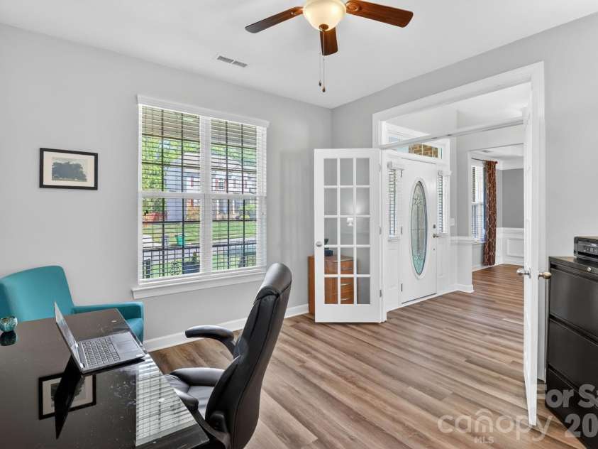 10011 King George Lane, Waxhaw, NC 28173.  MLS# CAR4371603, YatesRealty ID 18670. 