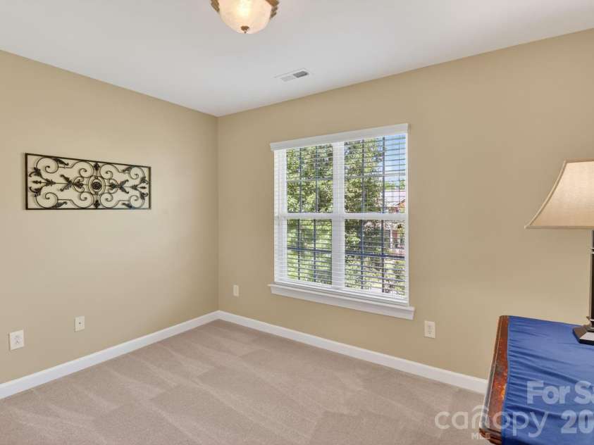 10011 King George Lane, Waxhaw, NC 28173.  MLS# CAR4371603, YatesRealty ID 18670. 